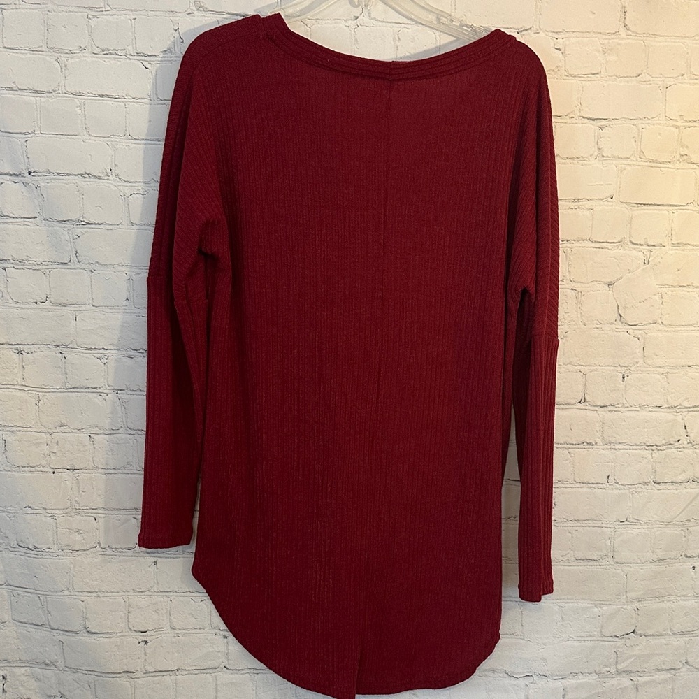 Women's Red Button-Down Tunic Top New - Picture 4 of 5